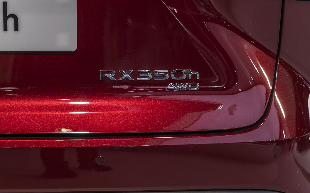 Lexus RX Brand Logo