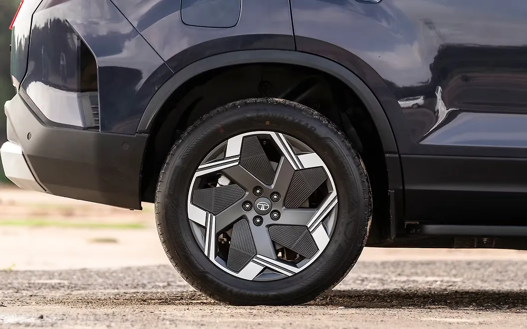 Tata Harrier EV Rear Wheel
