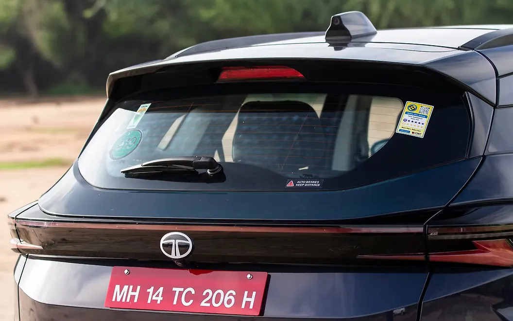 Tata Harrier EV Rear Windscreen