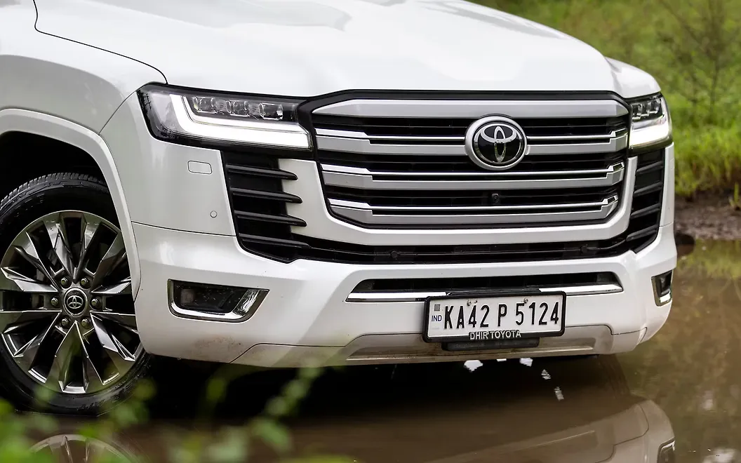 Toyota Land Cruiser Front Grille