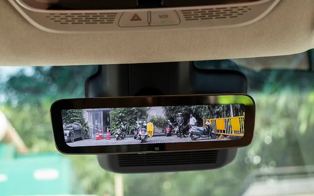 MG M9 Rear View Mirror