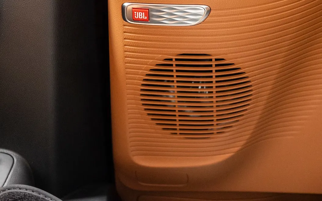 MG M9 Front Speakers