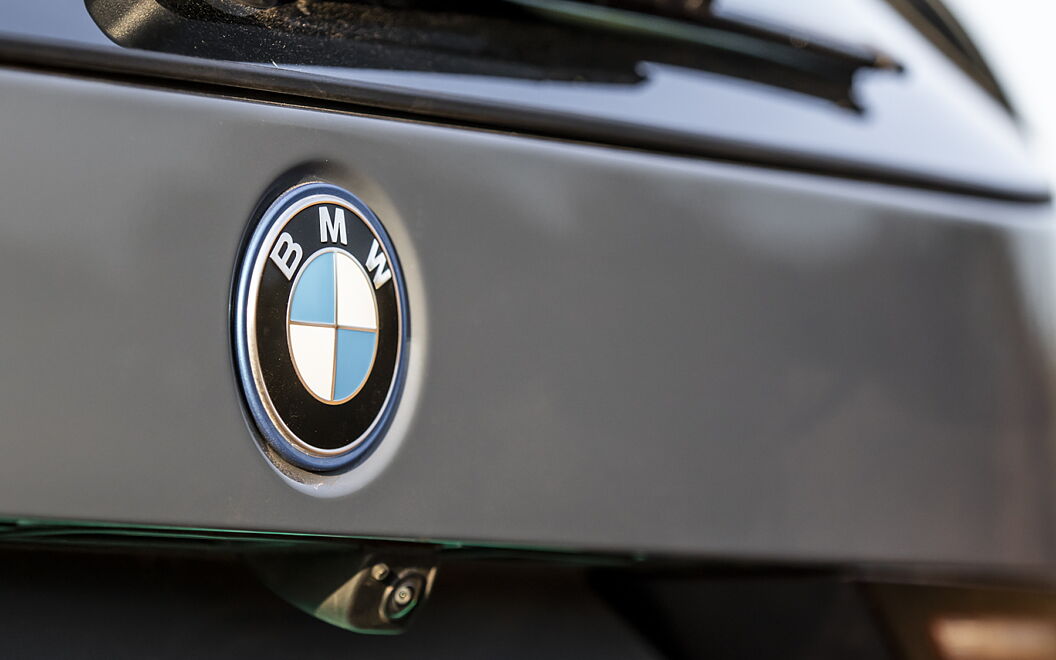 BMW iX1 Brand Logo