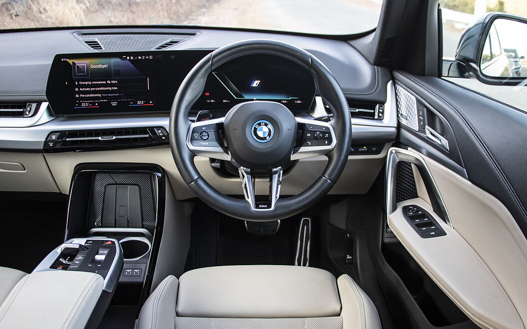 BMW iX1 Steering