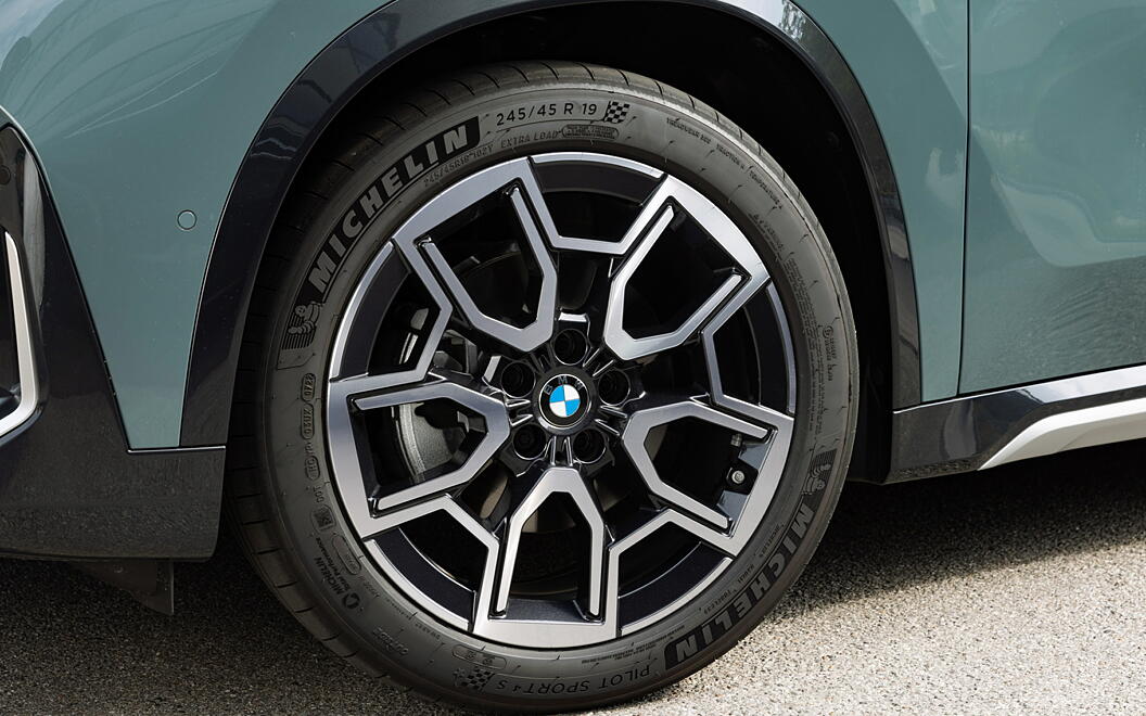 BMW X1 Tyre
