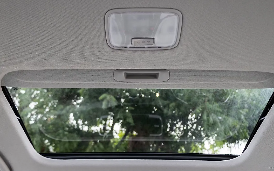 Hyundai Venue Sunroof