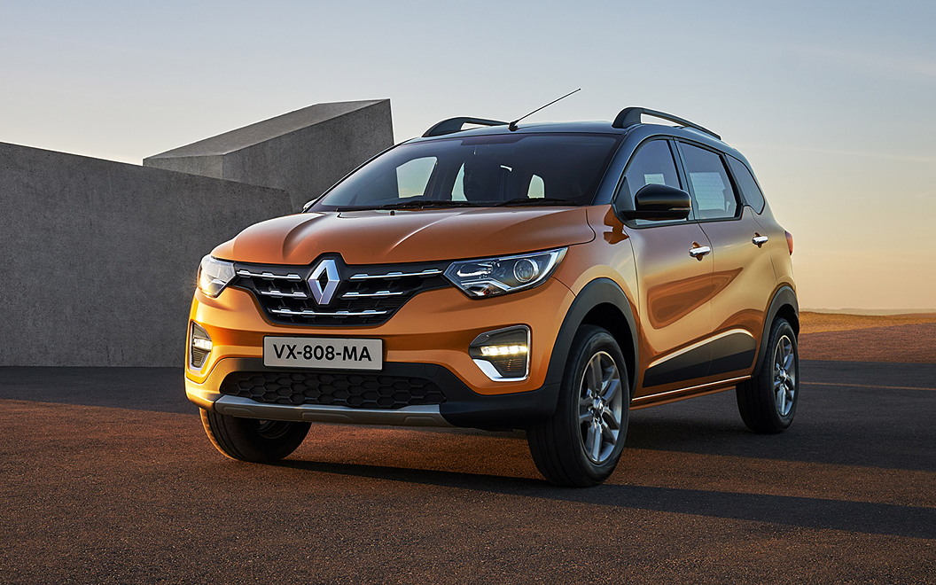 Renault Triber - Front Left View | Renault Triber Images