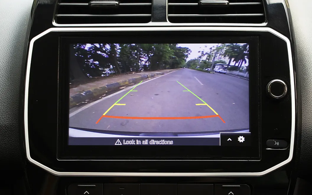 Renault Kwid 360 View Camera Control