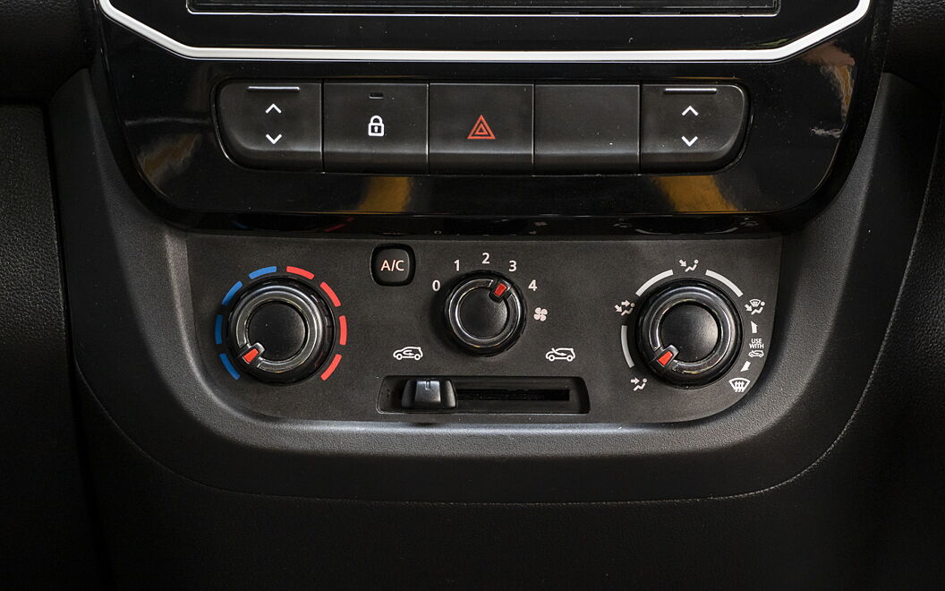 Renault Kwid AC Controls