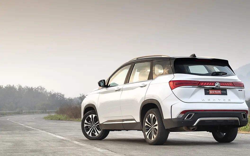 MG Hector Rear Left View