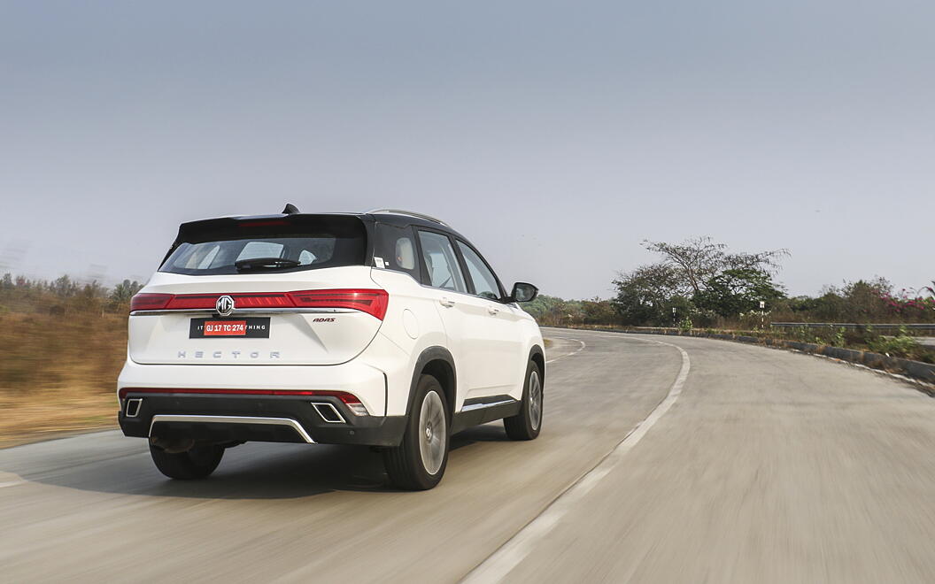 MG Hector Right Rear View