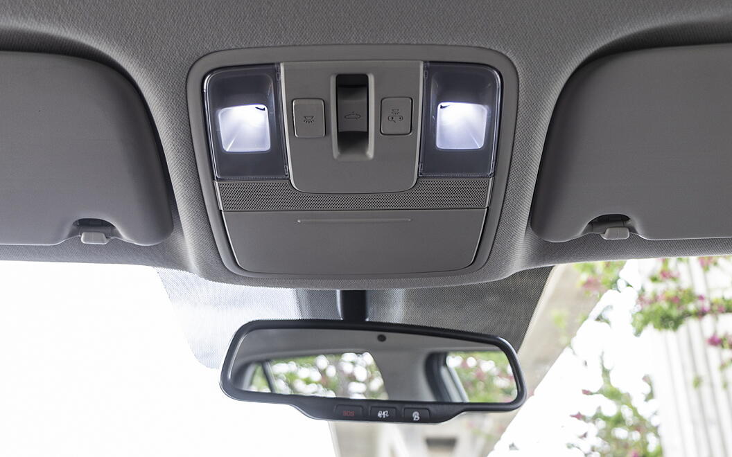 Hyundai Alcazar Cabin Light