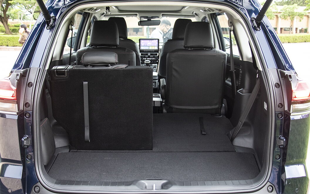Maruti Suzuki Invicto Bootspace with Split Seat Folded