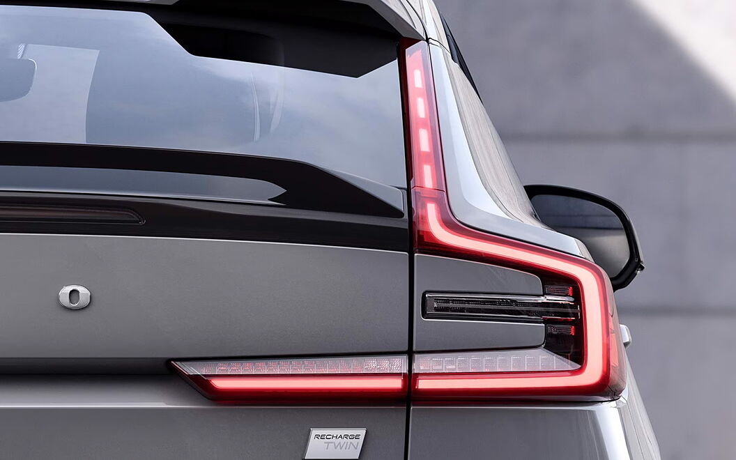 Volvo C40 Recharge Tail Light