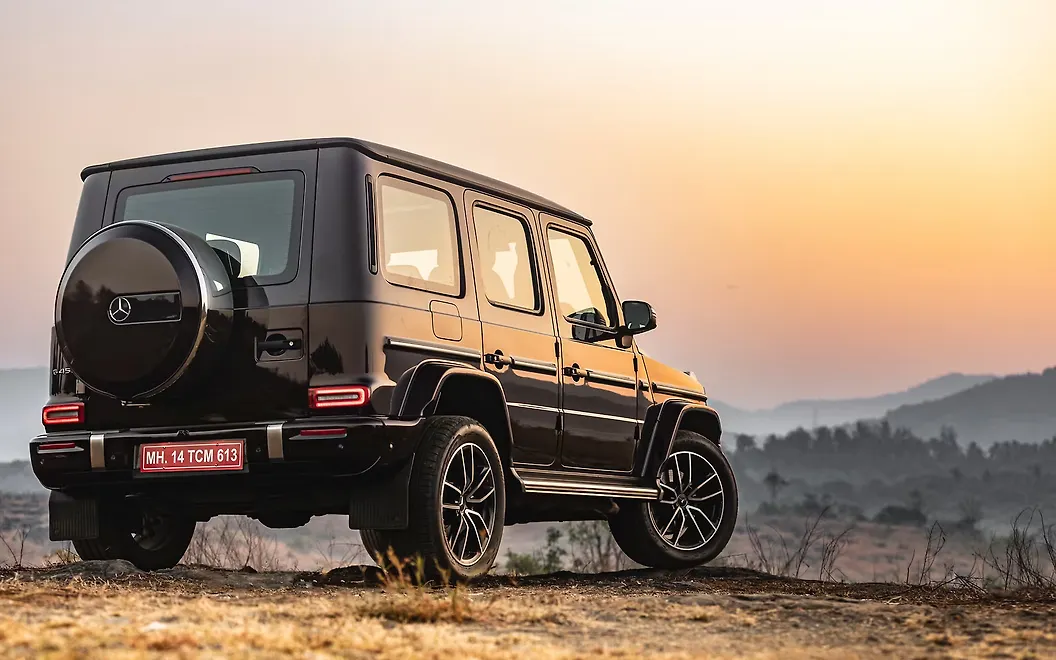 Mercedes-Benz G-Class Right Rear View
