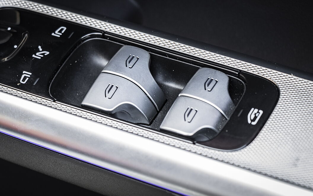 Mercedes-Benz GLC Driver Window Controls