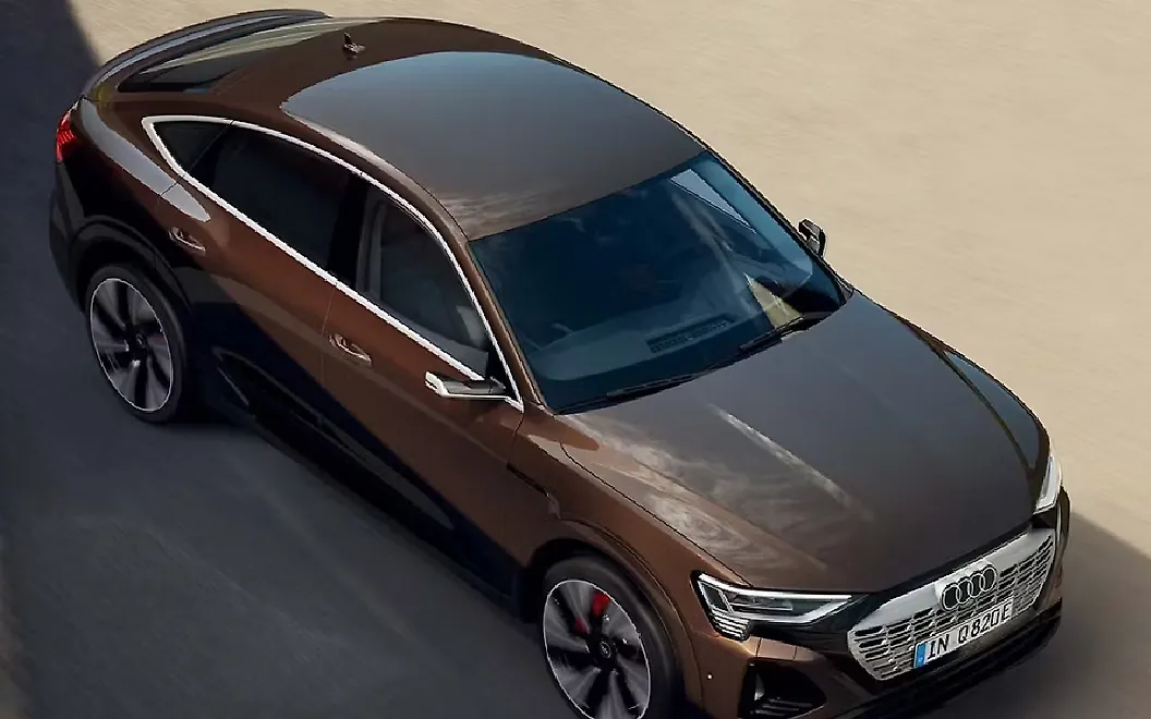 Audi Q8 Sportback e-tron Roof