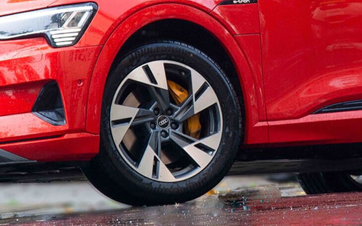 Audi Q8 Sportback e-tron Tyre