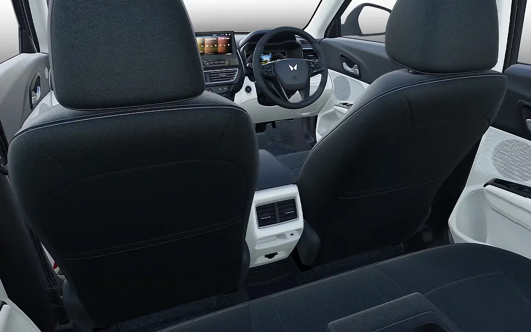 Mahindra XUV 3XO