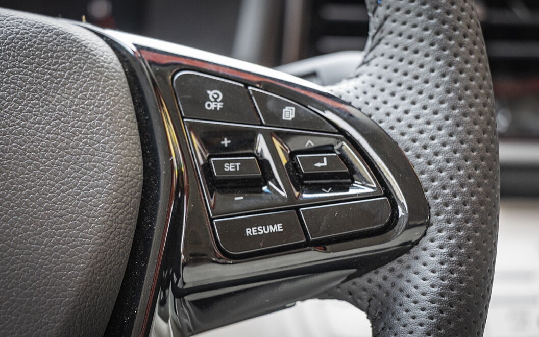 Mahindra XUV 3XO Steering Mounted Controls - Right
