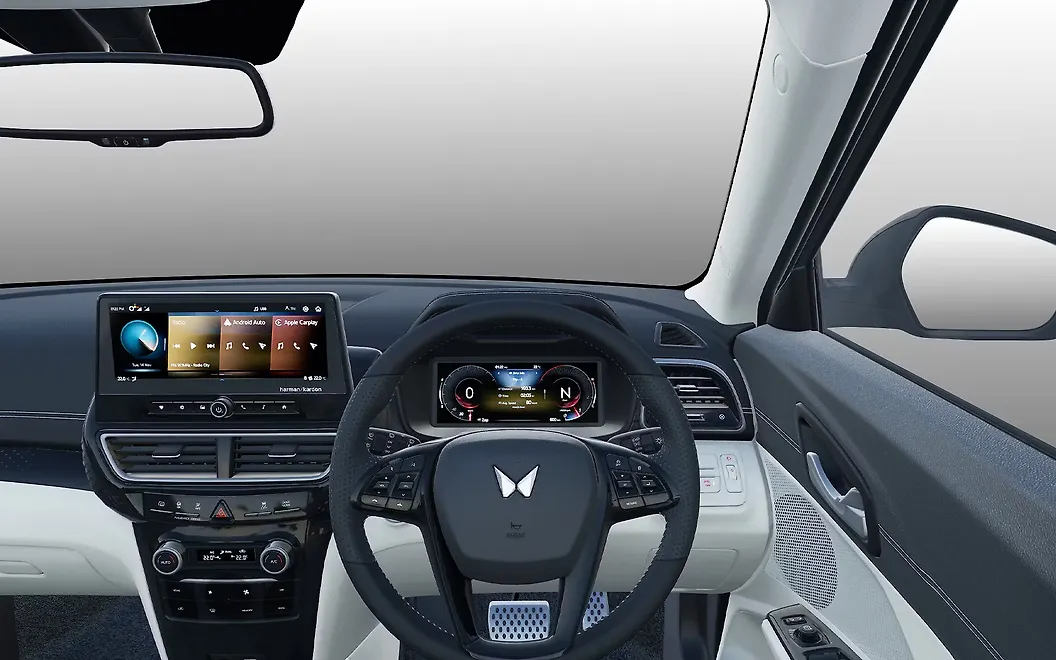 Mahindra XUV 3XO