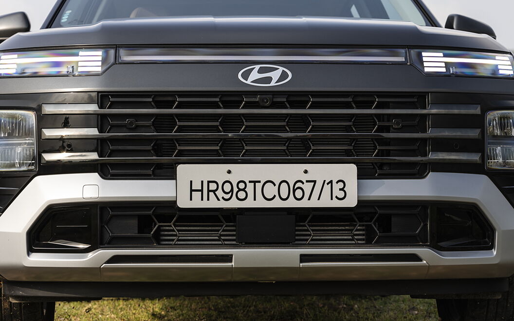 Hyundai Alcazar Front Grille