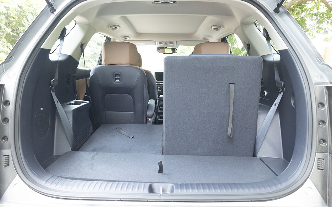 Hyundai Alcazar Bootspace with Split Seat Folded