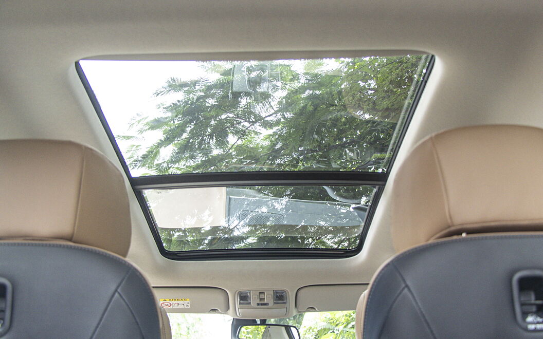 Hyundai Alcazar Sunroof