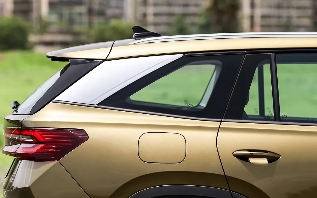 Skoda Kodiaq Side Rear View