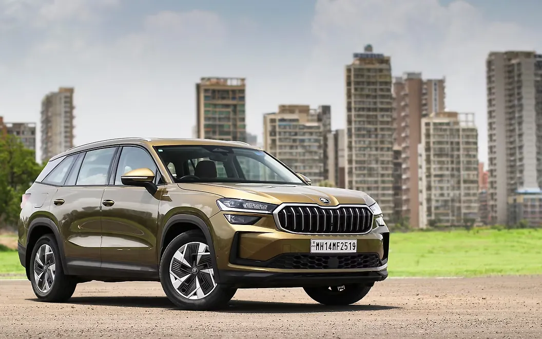 Skoda Kodiaq Front Right View