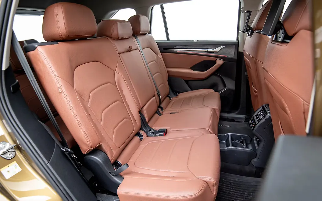 Rear Passenger Seats