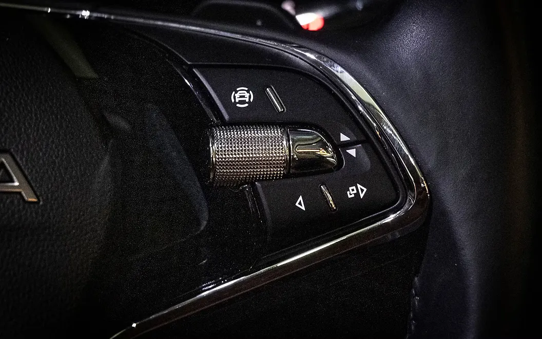 Skoda Kodiaq Steering Mounted Controls - Right