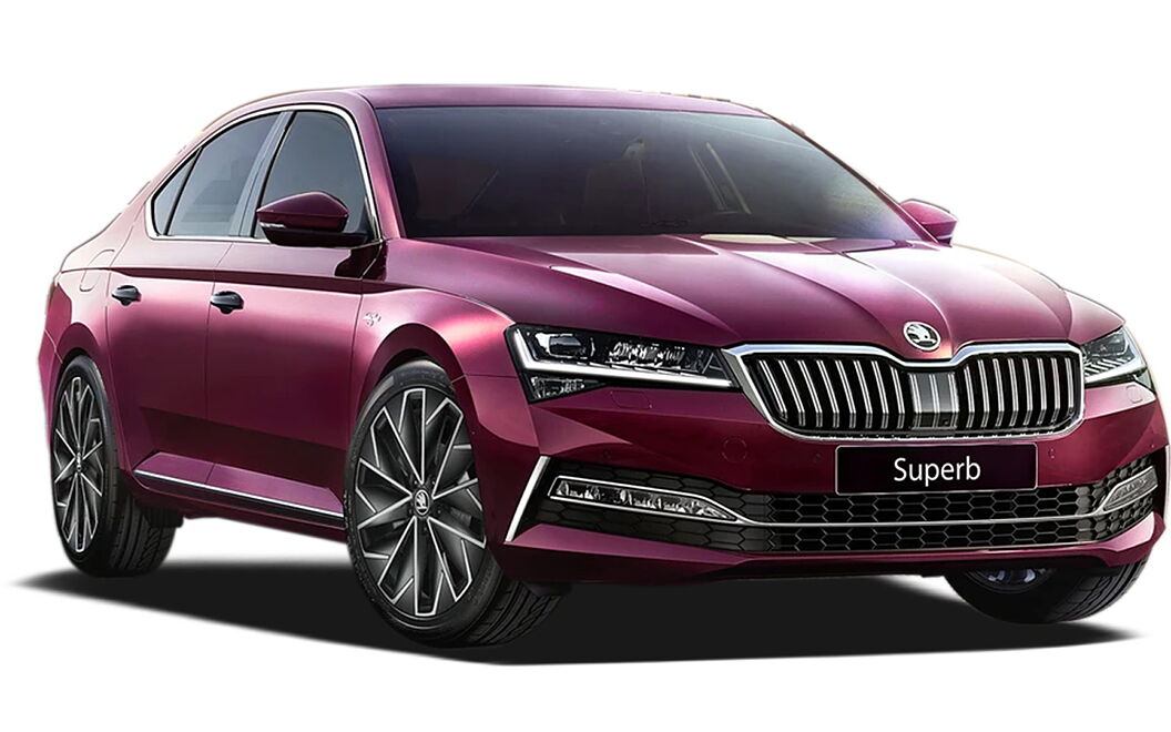 Skoda Superb Front Right View