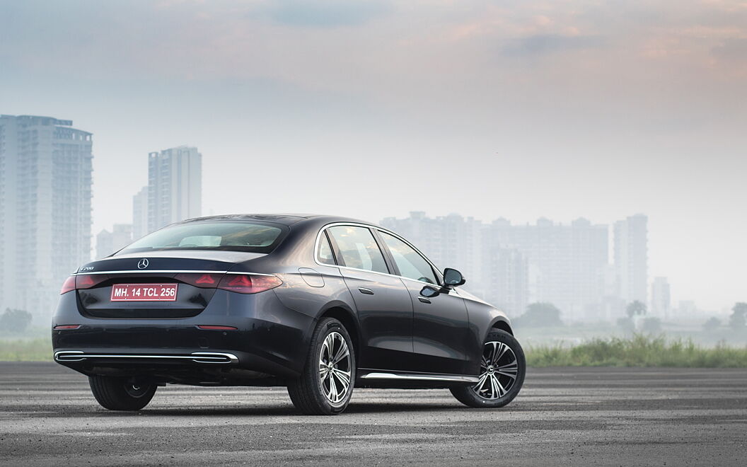 Mercedes-Benz E-Class Right Rear View