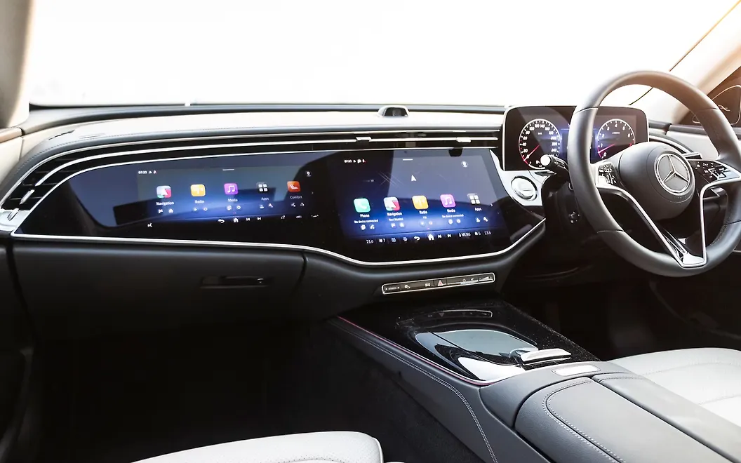 Mercedes-Benz E-Class DashBoard