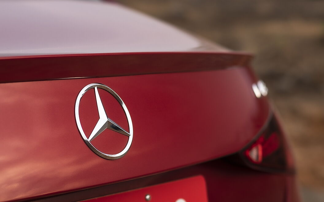 Mercedes-Benz AMG C 43 Brand Logo