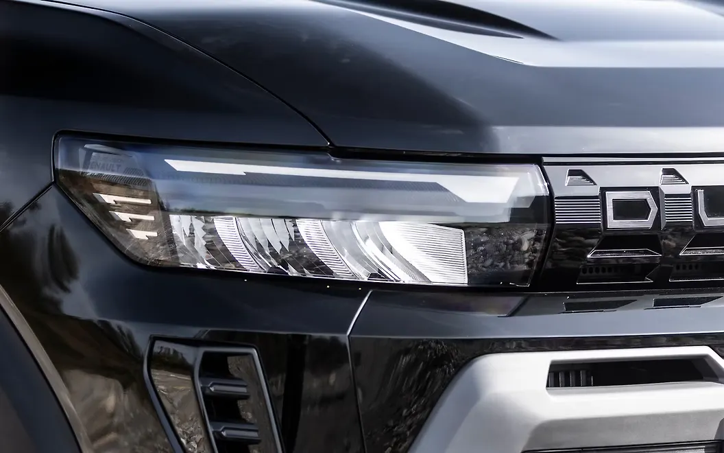 Renault Duster Head Light