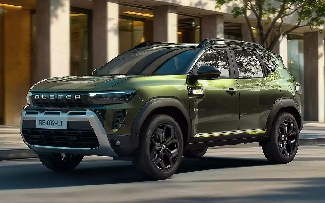 Renault Duster Front Left View