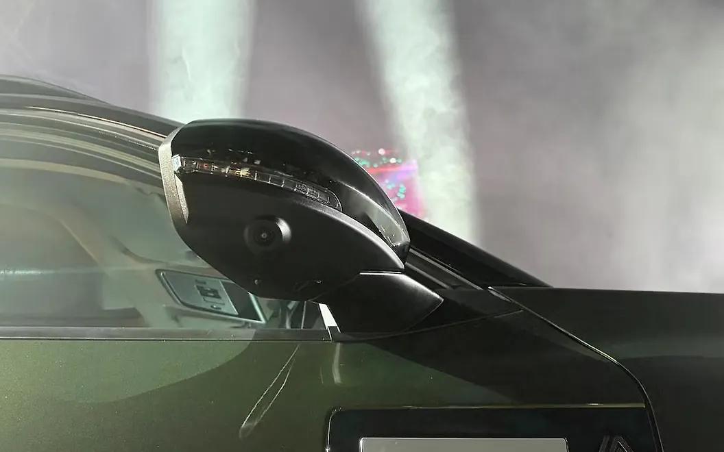 Renault Duster Indicators on OVRM