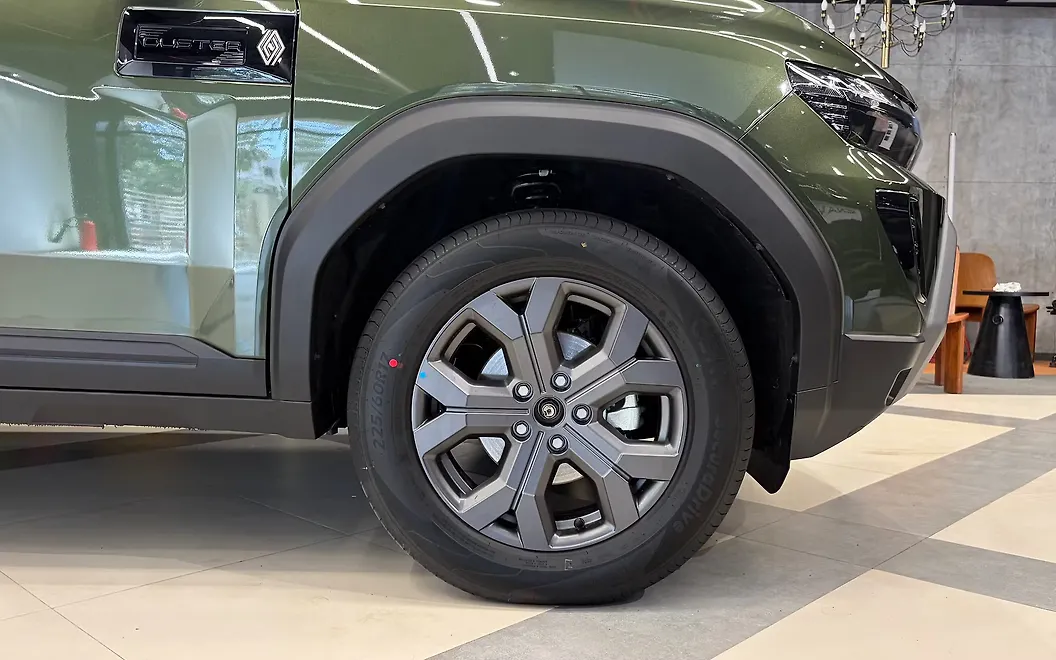 Renault Duster Tyre