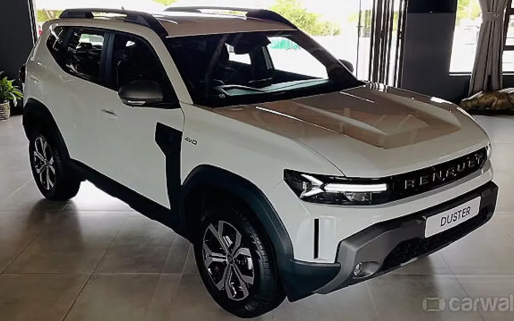 Renault New Duster Front Right View