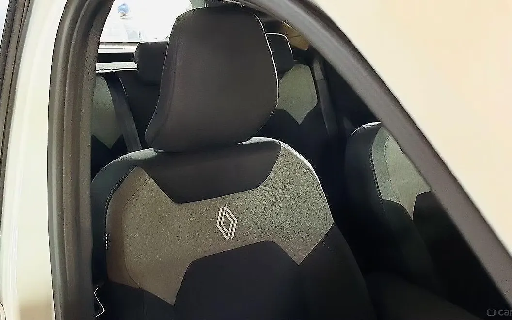 Renault New Duster Front Seat Headrest
