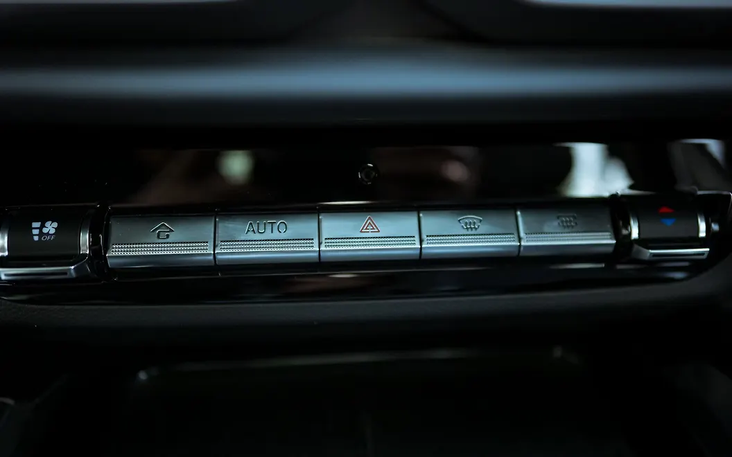 Majestor AC Controls