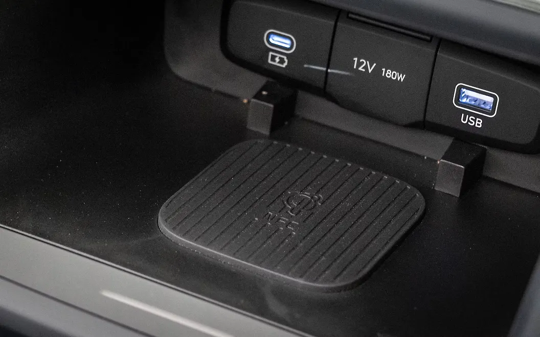 Hyundai Creta Electric USB / Charging Port