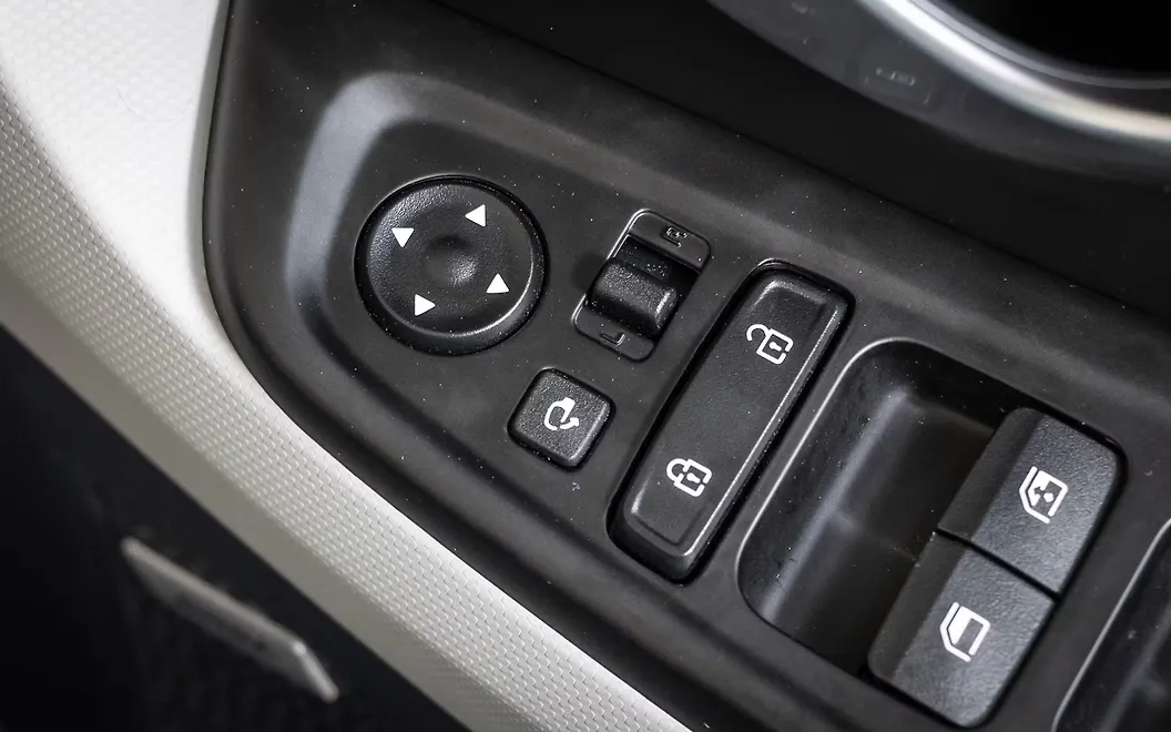 Hyundai Creta Electric ORVM Controls