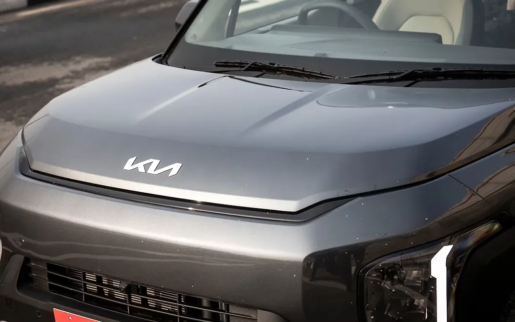 Kia Syros Bonnet