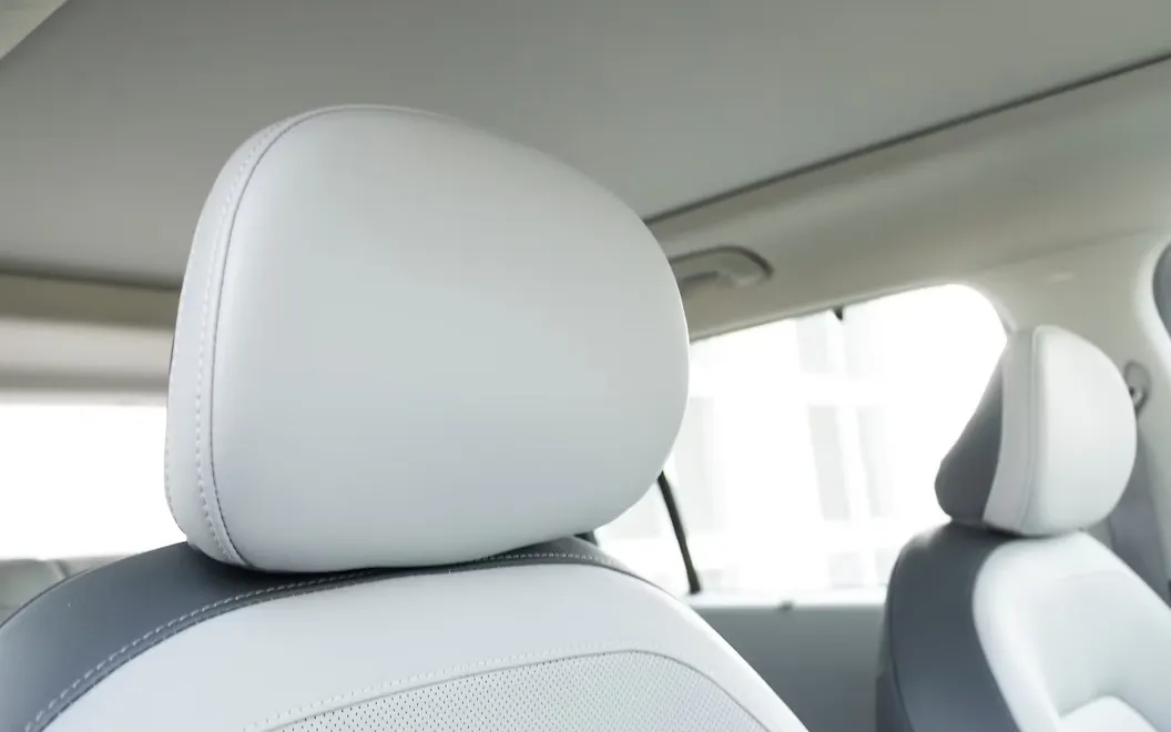 Kia Syros Front Seat Headrest