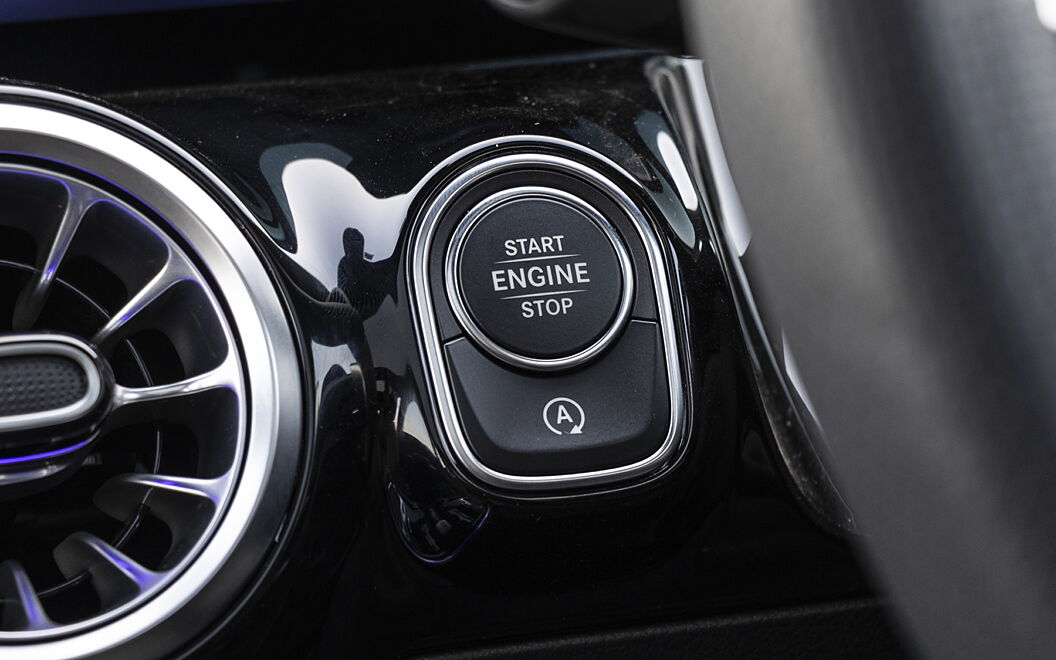 Mercedes-Benz GLA Push Button Start/Stop