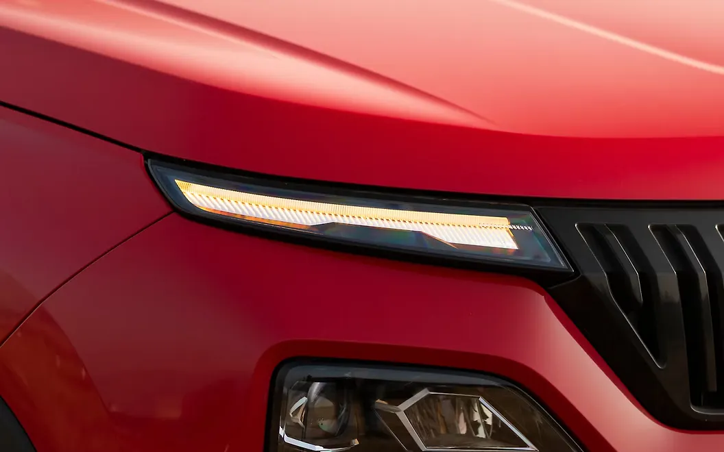 Skoda Kylaq Turn Indicators