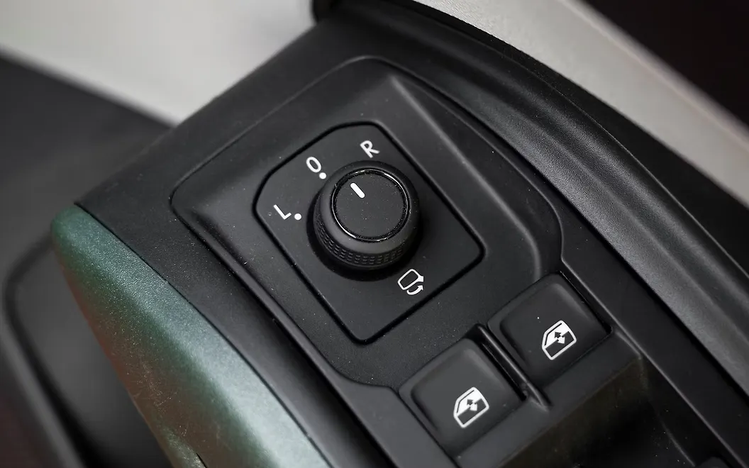 Skoda Kylaq ORVM Controls